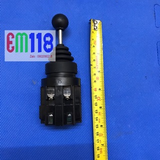 Công tắc gạt 4 chiều D30 - gạt nhả CS402 hoặc gạt giữ CS4022