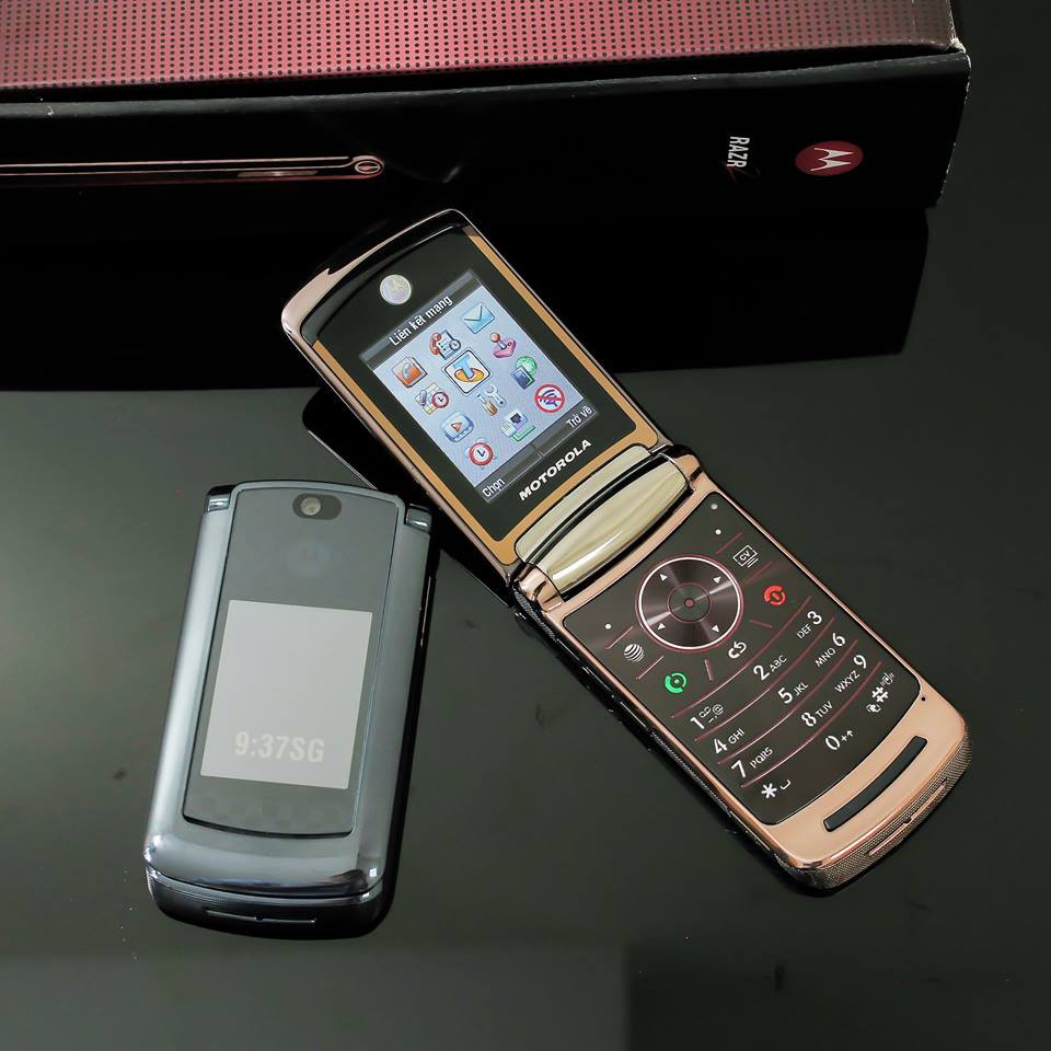 Điện thoại Motorola RAZR2 V9 black
