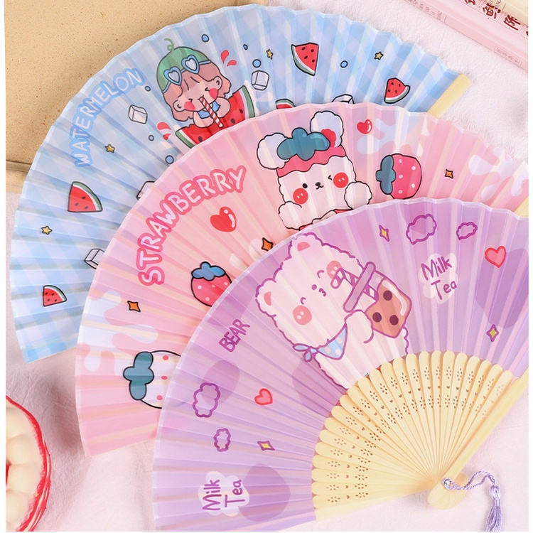 Quạt xếp cầm tay bằng tre họa tiết hoạt hình dễ thương