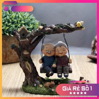 Tượng Ông Bà - kỷ niệm trên cây xích đu