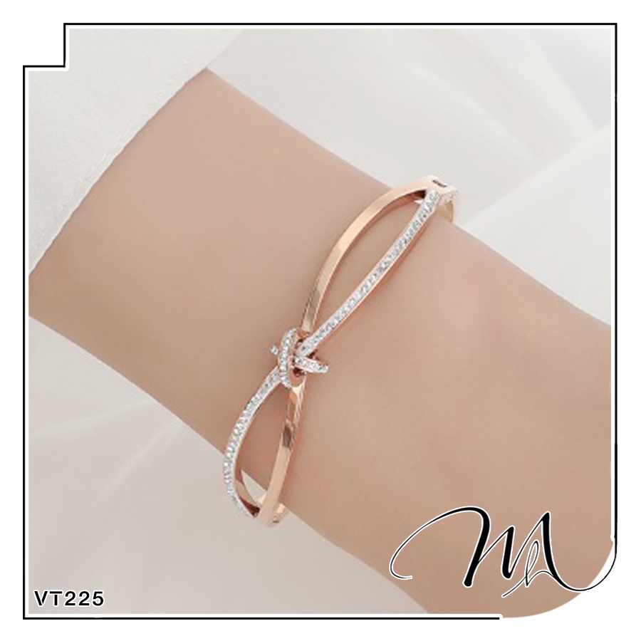 Vòng tay nữ Titan thắt nút viền xoàn - Măng's House VT225