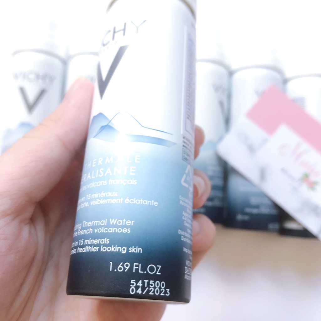 Xịt Khoáng Dưỡng Da, Cấp Ẩm và Bảo Vệ Da Vichy Mineralizing Thermal Water