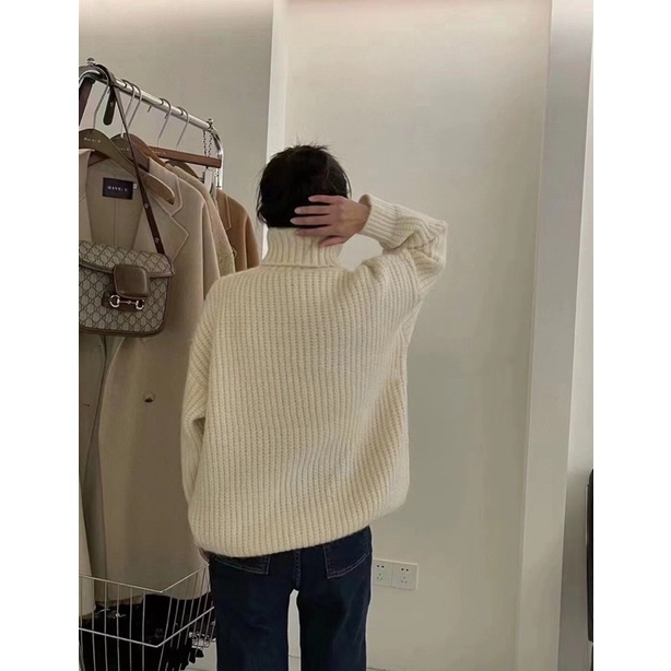 Áo len vặn thừng cổ lọ