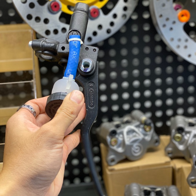 [Shop uy tín] Tay dầu Brembo bình dầu rời 50a