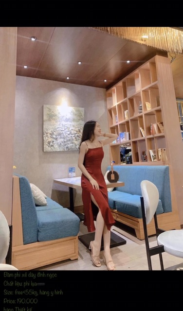 Đầm phi xẻ hai dây đính ngọc kèm mút và kèm quần