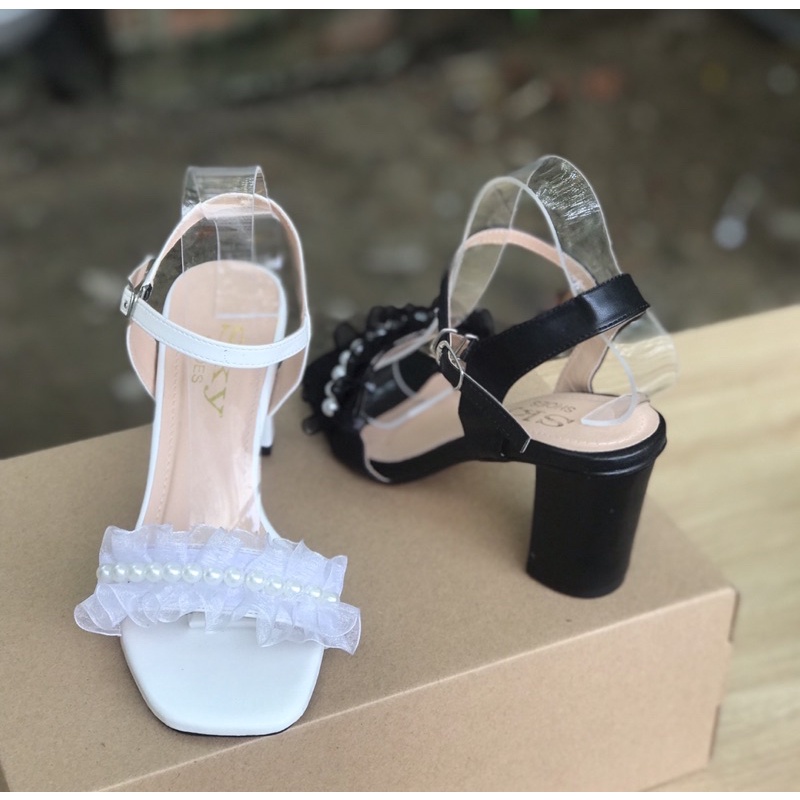 Giày phối ren tiểu thư phối ngọc