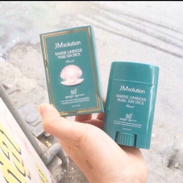 🎀🎀Kem chống nắng dạng lăn Marine Luminous