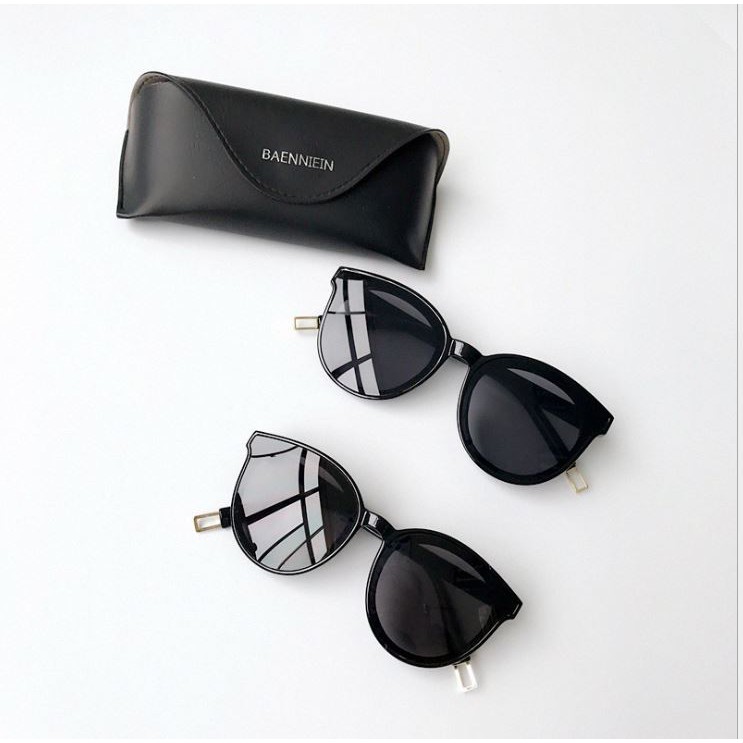 Kính huyền thoại biển xanh