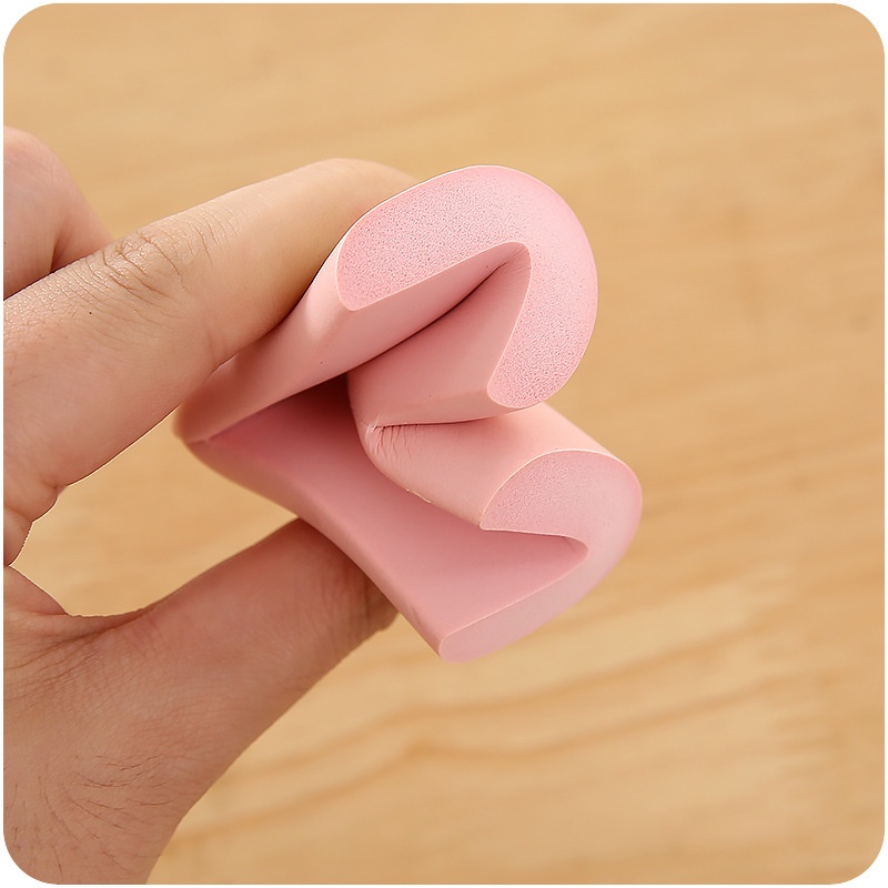 Bọc góc bàn chống va chạm bảo vệ an toàn cho bé