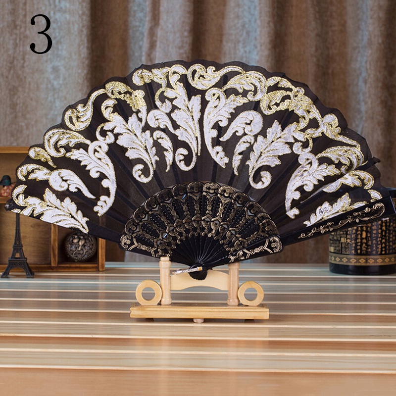 1 quạt xếp bằng vải với họa tiết hoa in và ren làm từ polyester theo 7 phong cách