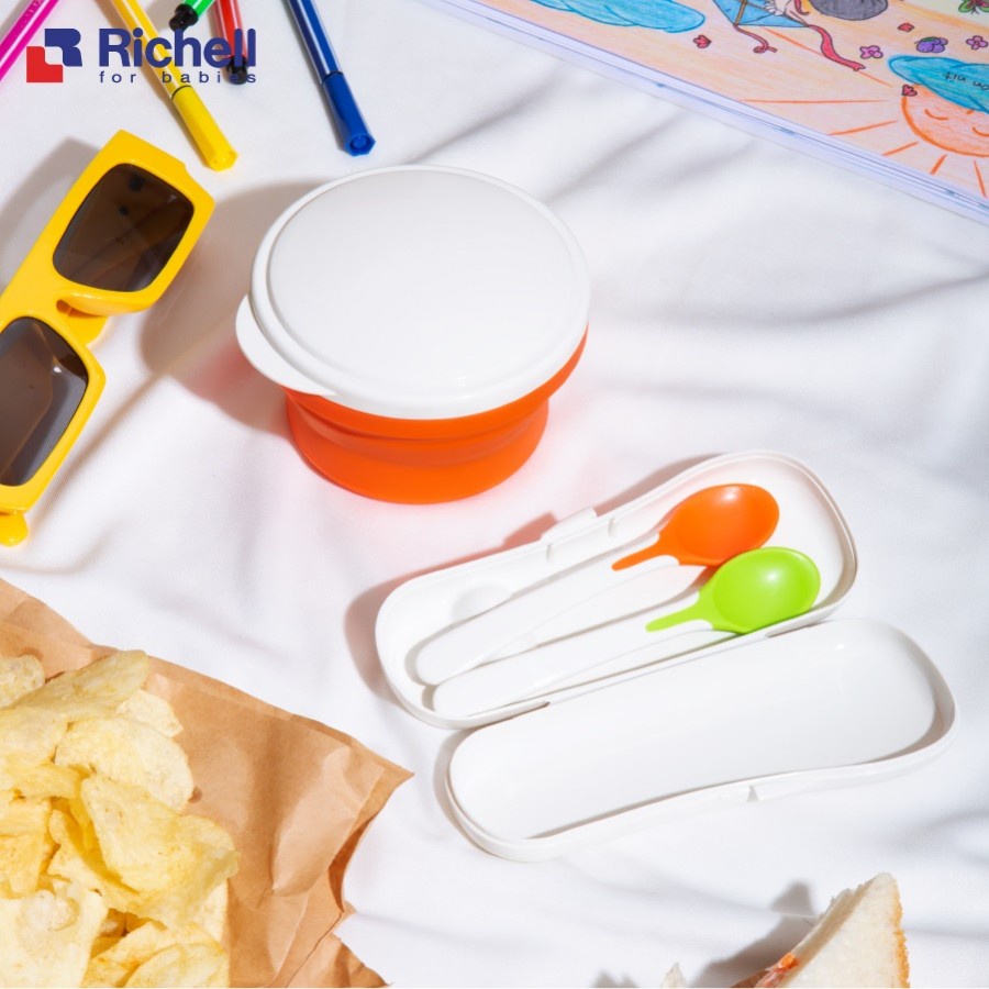 Chén ăn dặm gấp gọn kèm muỗng Richell