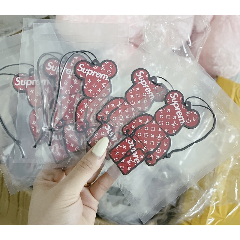 Lá thơm treo xe khử mùi xe hơi