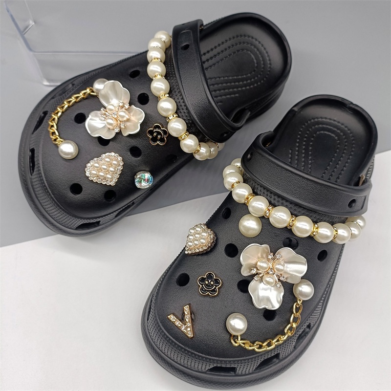 phụ kiện dép Crocs charm DIY khóa giày crocs jibbitz Nhựa trang sức Phụ kiện trang trí giày crocs nút trang trí giày trẻ em Dép Sandal Đồ trang sức Quà tặng sáng tạo món quà đặc biệt