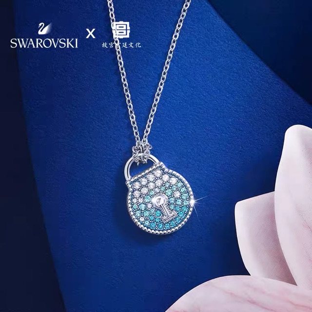 Vòng cổ và vòng tay Swarovski Thất Tịch Vương Nhất Bác đại ngôn