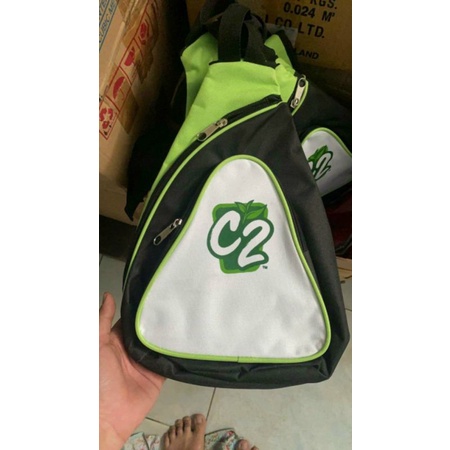 Túi đeo chéo, hàng khuyến mãi