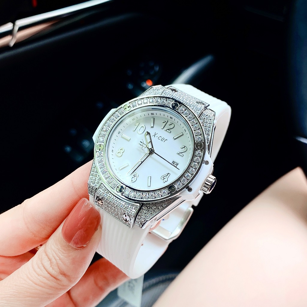 Đồng Hồ Nữ XCer Dây Silicon Trắng 36mm Silver