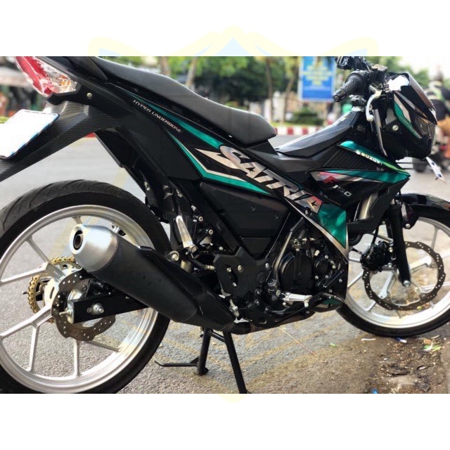 ( Quí khách vui lòng mang ra tiệm cho thợ dán ) Tem Satria fi xanh ngọc lục bảo chất liệu Candy cao cấp