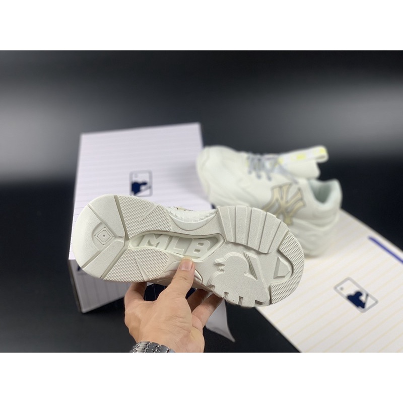 Giày thể thao/ Sneaker Hàn Quốc Ny vàng (Full box + tặng kèm tất sneaker)