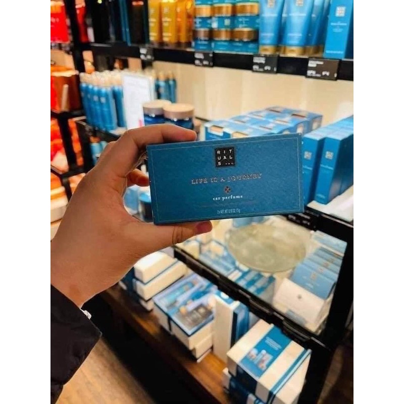 NƯỚC HOA Ô TÔ RITUALS CHẢNH VÔ CÙNG  SET GỒM 1 THANH KÈM HAI LÕI SÁP NƯỚC HOA DÙNG NỬA NĂM MỚI HẾT