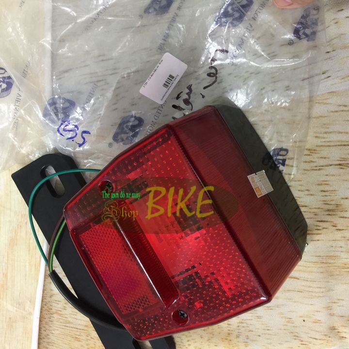 Cụm đèn hậu xe CUB 82  Củ đèn hậu xe Cub 82 - S1739
