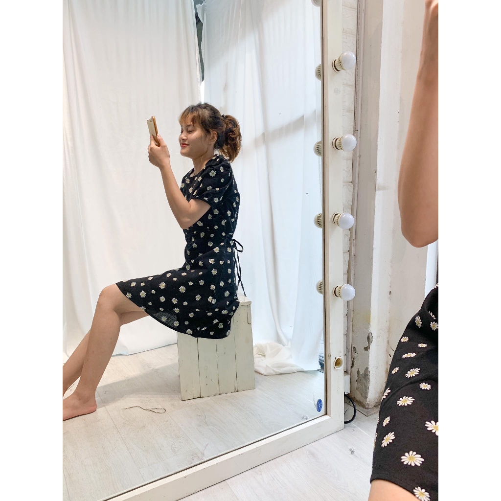 Váy hoa cúc vải thô chất đẹp -Váy hot 2020 | BigBuy360 - bigbuy360.vn