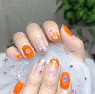 Hoa đất sét trang trí móng tay