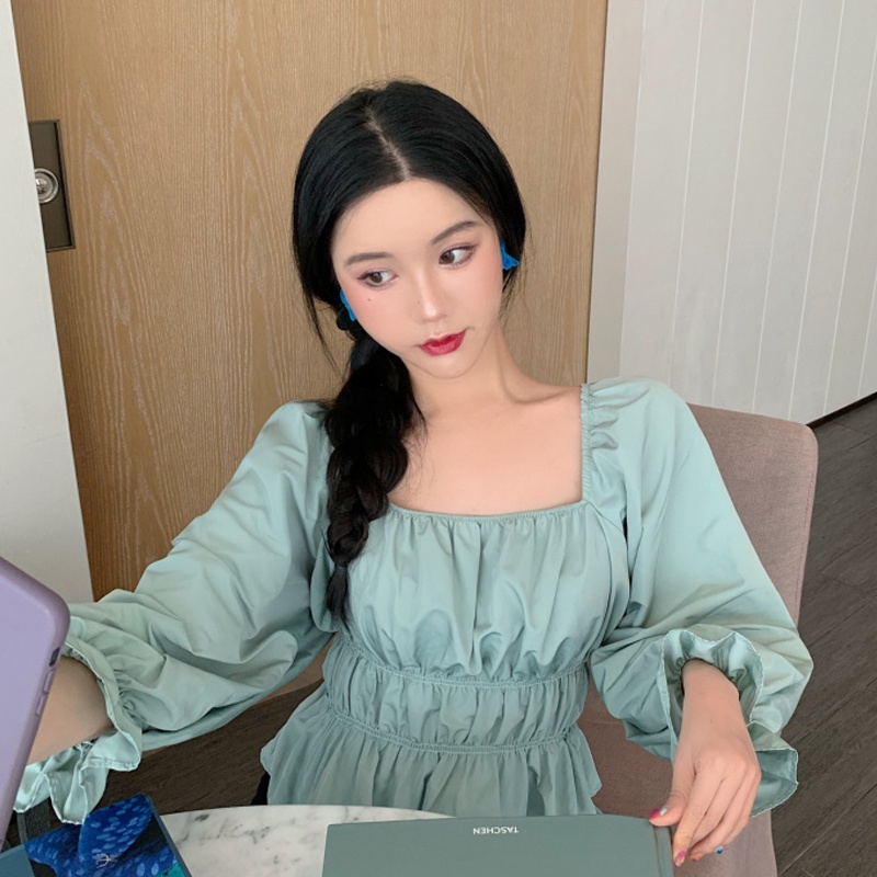 Áo cổ vuông xanh ngọc
