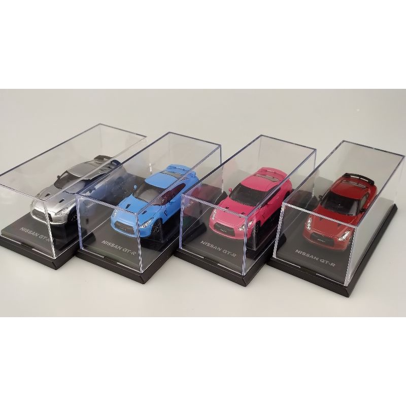 Mô hình ô tô Nissan GTR R35 1/64 Dealer