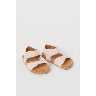 Sandal hồng hm uk