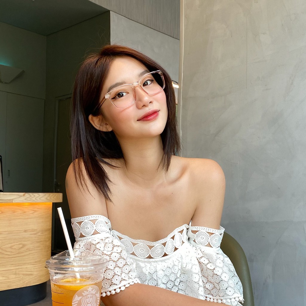 Gọng kính mắt nam nữ Lilyeyewear mắt vuông chất liệu nhựa dày dặn chắc chắn dễ đeo thời trang 8264 | BigBuy360 - bigbuy360.vn