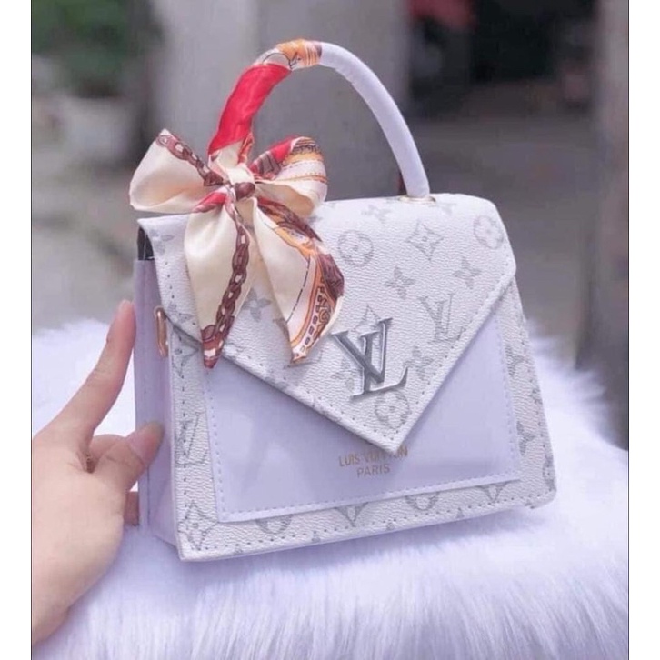 Túi  sách LV trẻ chung đeo chéo sách tay chất liệu da UP