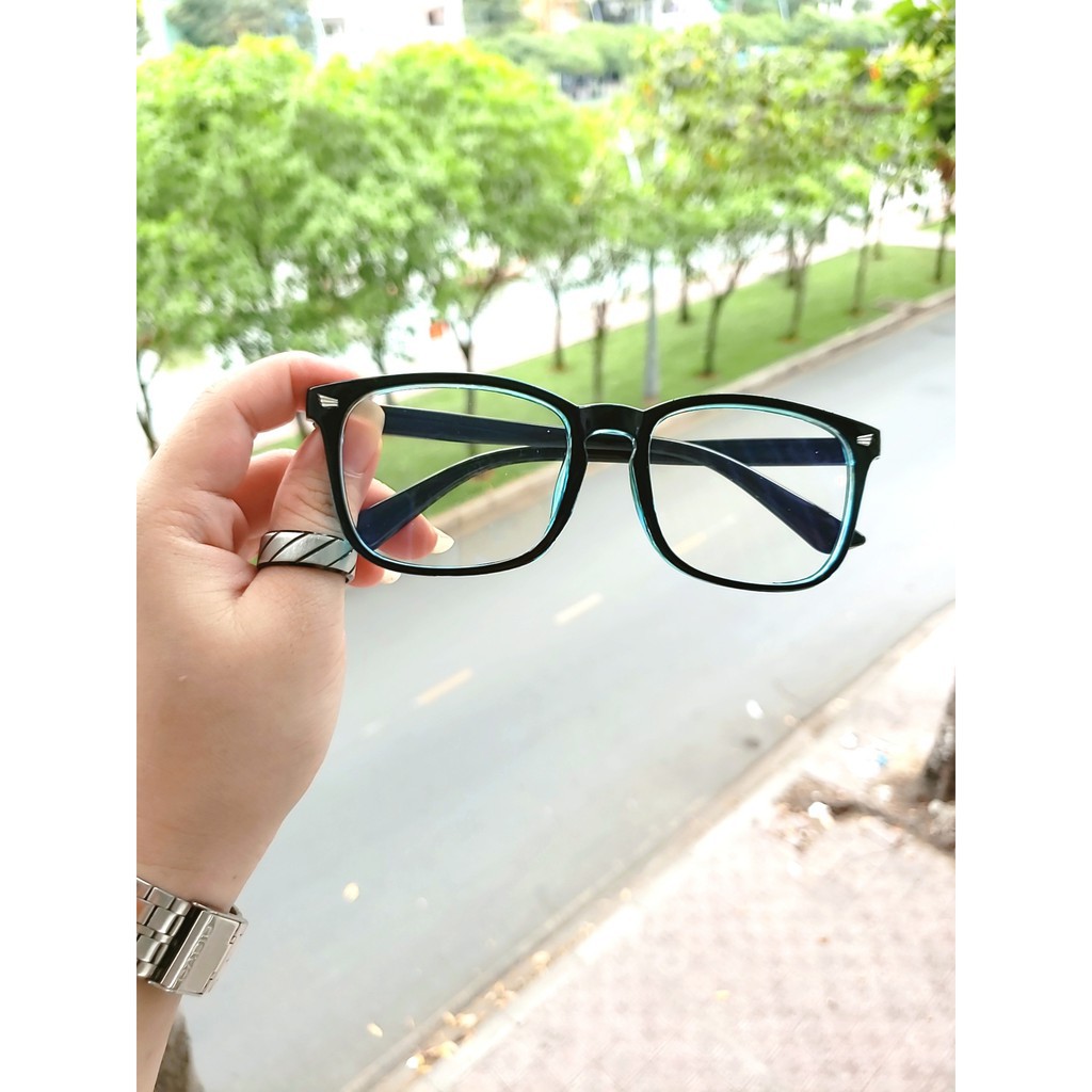 Gọng kính cận vuông D1004 phù hợp cả nam và nữ form mặt vuông, dài, góc cạnh kèm sẳn tròng 0 độ chống ánh sáng xanh | BigBuy360 - bigbuy360.vn