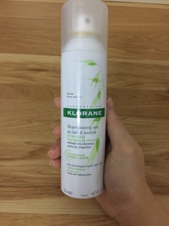 Dầu gội khô KLORANE