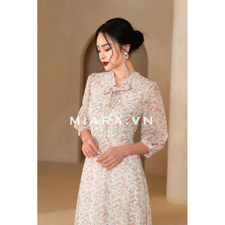 Đầm voan nữ MIARA thiết kế cổ thắt nơ thanh lịch, vải voan hoa nhí mát nhẹ trẻ trung DT18