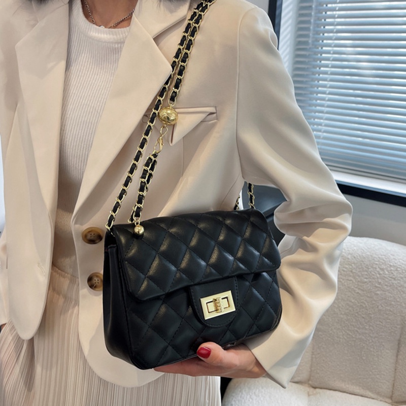 Túi đeo vai IELGY màu trơn họa tiết hình thoi phối dây chuỗi mắt xích thời trang dành cho nữ