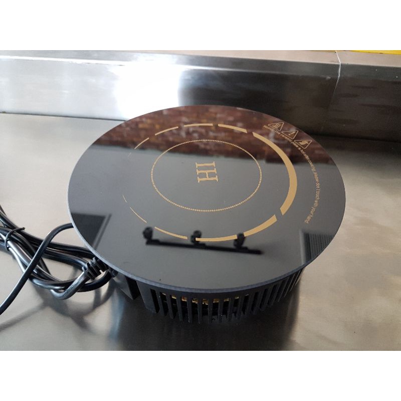 bếp từ mini 1 người dùng có tay điều khiển ngoài công suất 800w