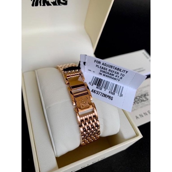 Đồng hồ nữ Anne Klein chữ nhật