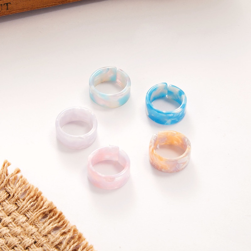 Set 4/5 Nhẫn Nhựa Họa Tiết Vân Đá Thời Trang