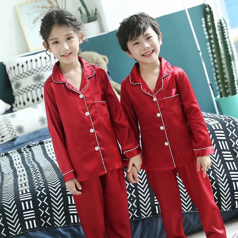 Set đồ ngủ áo dài tay vải lụa satin cho bé gái