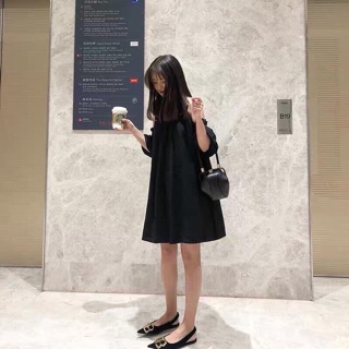 Đầm khoét vai