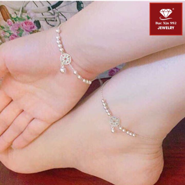 Lắc tay bạc nữ KWJ mang lại may mắn chuẩn bạc .