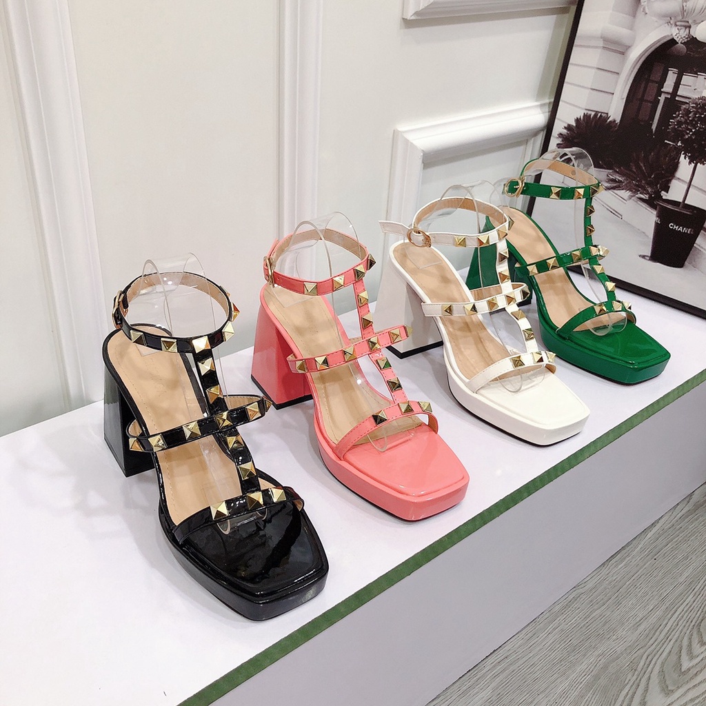 Sandal cao gót nữ 9p mũi đúp quai đinh cực đẹp chất da xịn mịn lên chân cực chất ( Hình Thật ) - Chị Chảnh Store