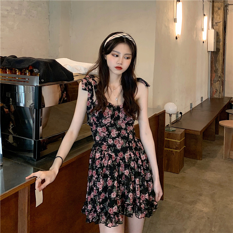 Đầm Hoa Thời Trang Nữ Tính 2021 | BigBuy360 - bigbuy360.vn