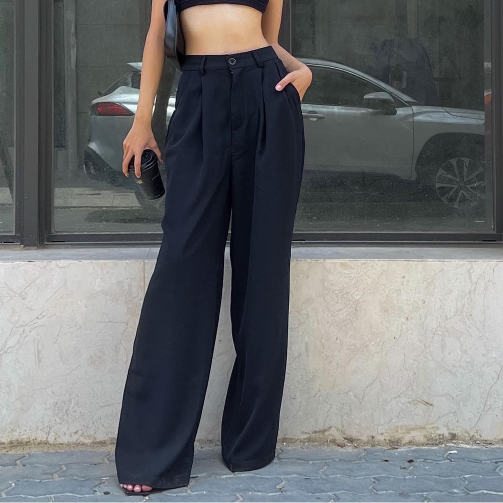 Quần đen suông ống rộng Yumi Black Pants Gem Clothing SP060592