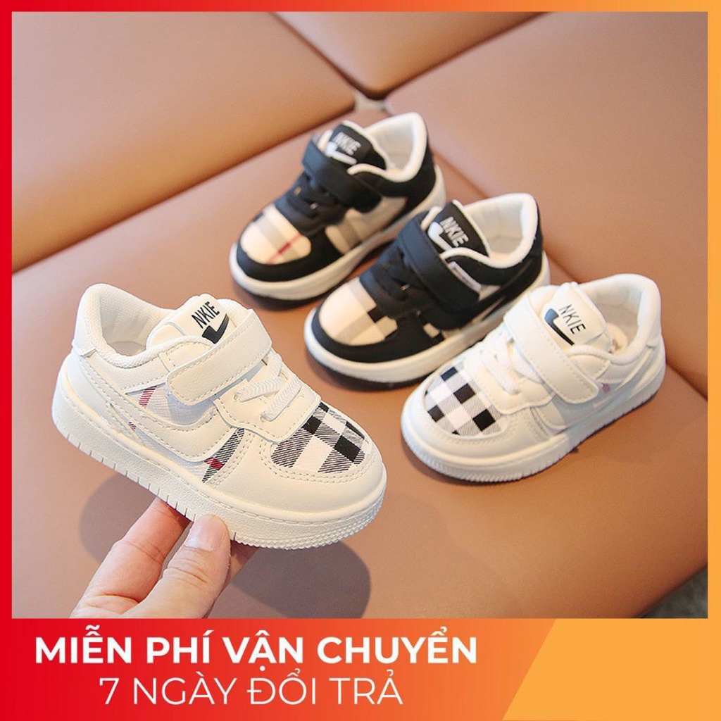 Giày thể thao tập đi đế êm 2023 mã 8819 Quảng Châu cao cấp cho bé trai bé gái
