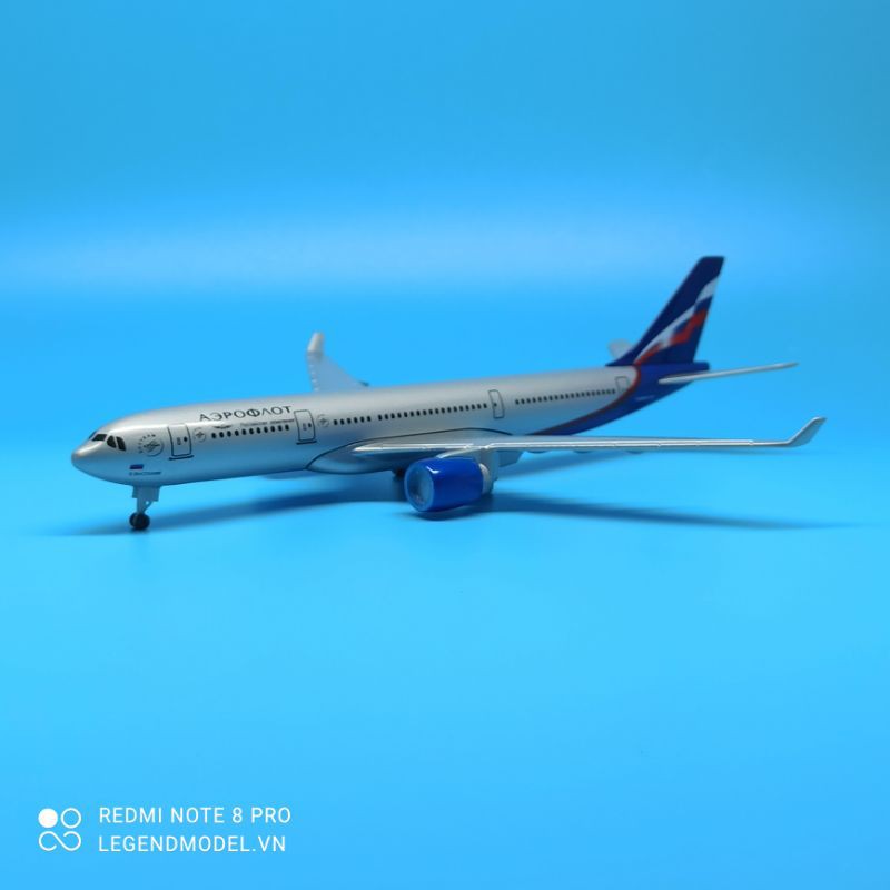 Mô hình máy bay Aeroflot Airbus A330