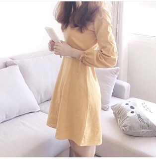 Đầm vàng xoè basic 2 lớp dày dặn (kèm ảnh thật)