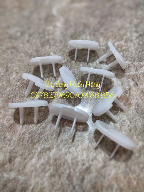 Set 10 nút nhựa bịt ổ điện an toàn cho trẻ nhỏ