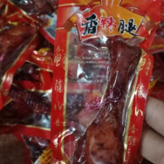 Sẵn thế giới ăn vặt siêu cay