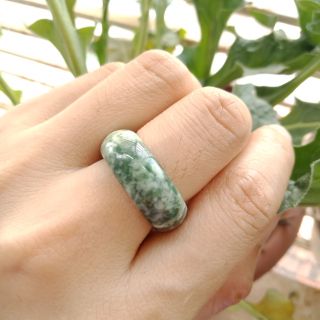 Nhẫn đá tự nhiên vân xanh trắng